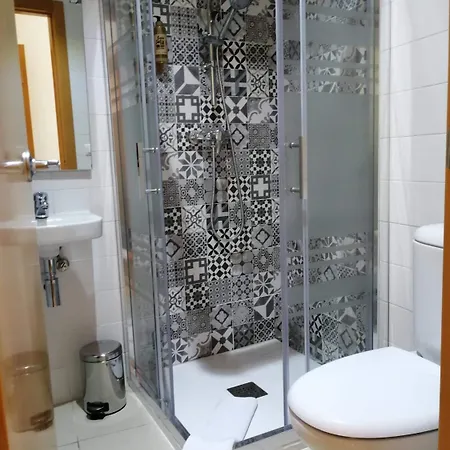 Cuéntame Evolución Auto Check In Casa de hóspedes 2*